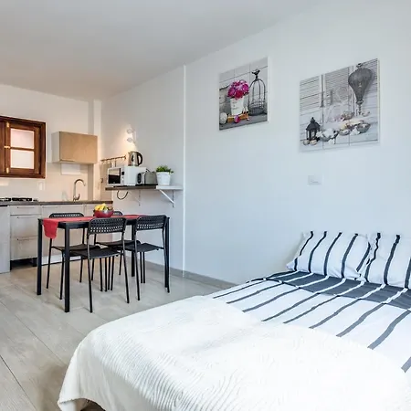 2 Modern Flats Near Playa San Blas Διαμέρισμα Σαν Μιγκέλ ντε Αμπόνα