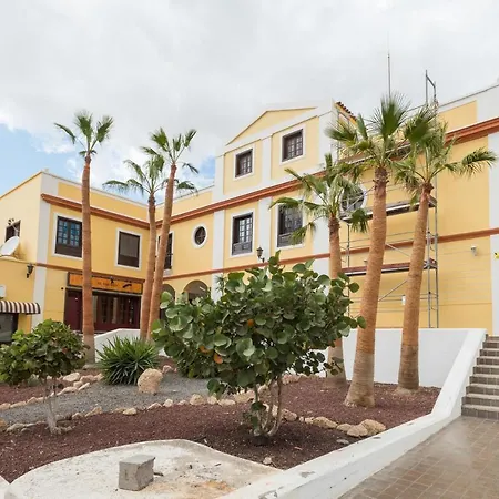 2 Modern Flats Near Playa San Blas Διαμέρισμα