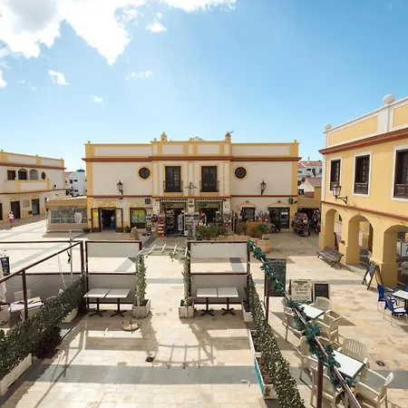 2 Modern Flats Near Playa San Blas *