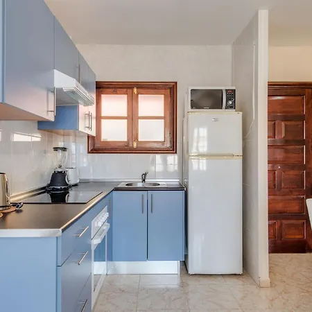 Διαμέρισμα 2 Modern Flats Near Playa San Blas *
