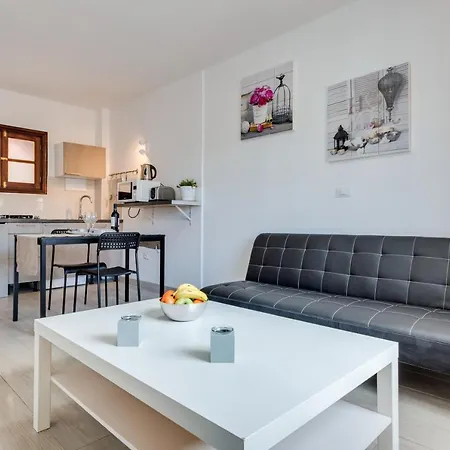 2 Modern Flats Near Playa San Blas דירה סן מיגל דה אבונה